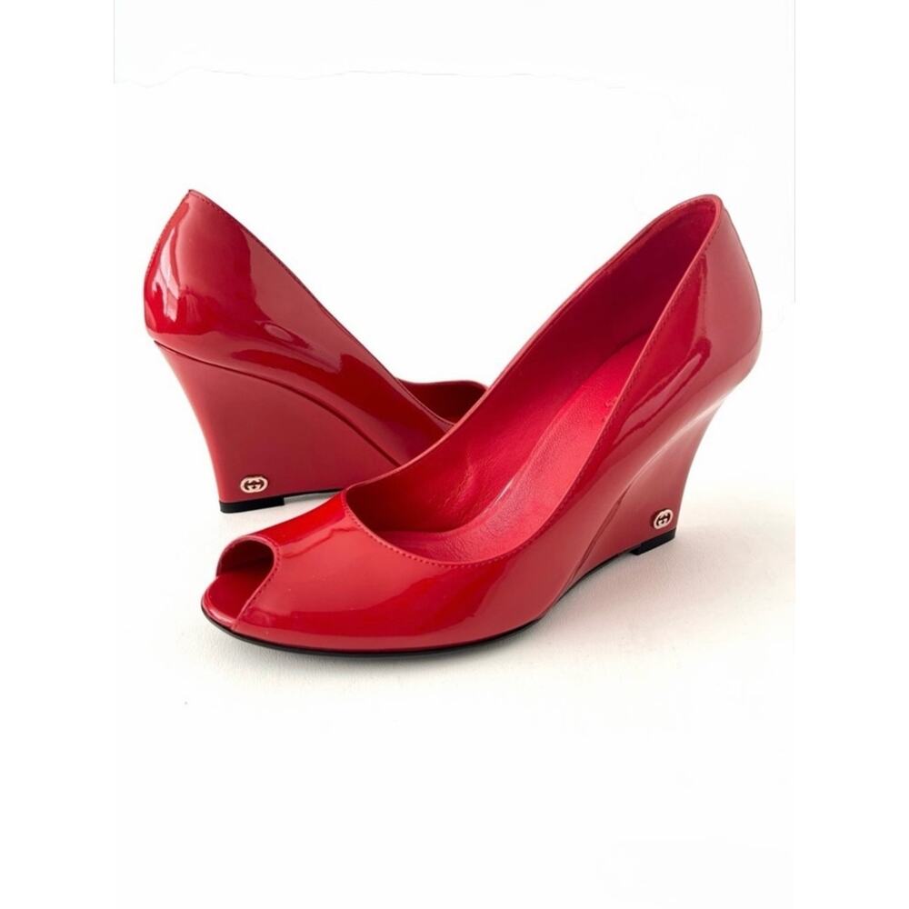 GUCCI | Red Patent Leather GG Logo Peep Toe Wedge Pumps Heels‎ US 6